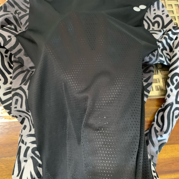 Reebok super light windbreaker - Picture 4 of 7